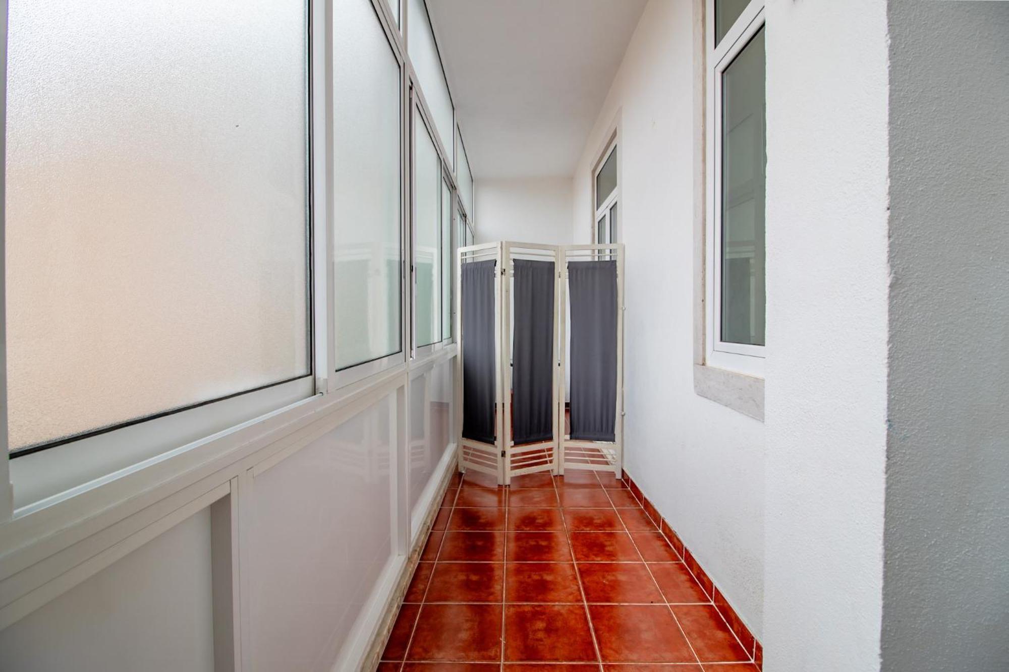 Arroios - Fourth Floor Apartment Lisbon Exterior photo